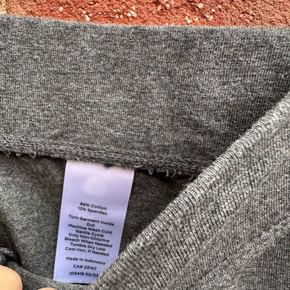 T By Talbots $70 Women Gray Stretch Knit Pull On Straight Ankle Pants XLP NEW - Picture 5 of 7